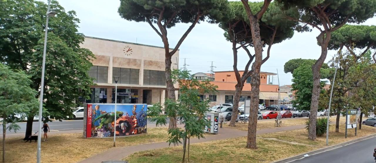 Luminosissimo Appartamento Viareggio Centro Bagian luar foto